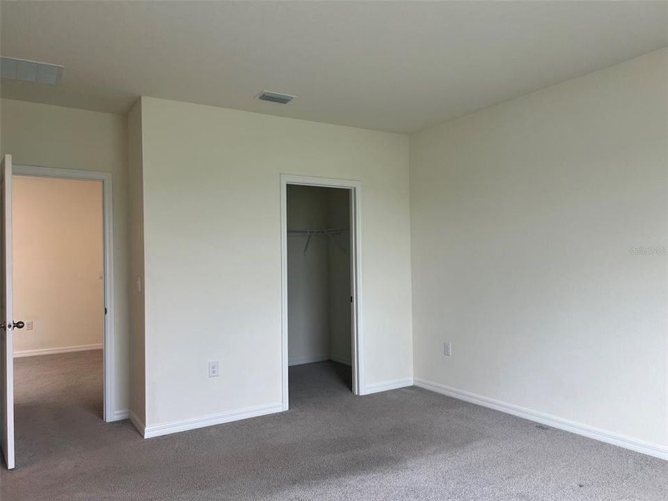 En Renta: $1,975 (3 camas, 2 baños, 1758 Pies cuadrados)