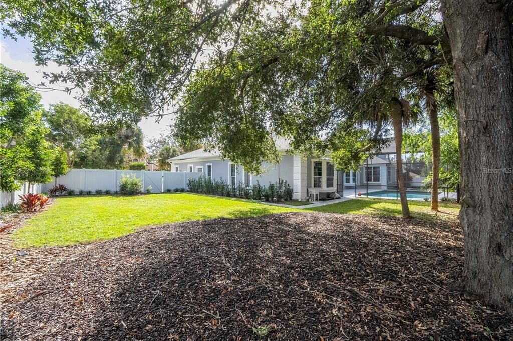 For Sale: $1,750,000 (4 beds, 4 baths, 4265 Square Feet)