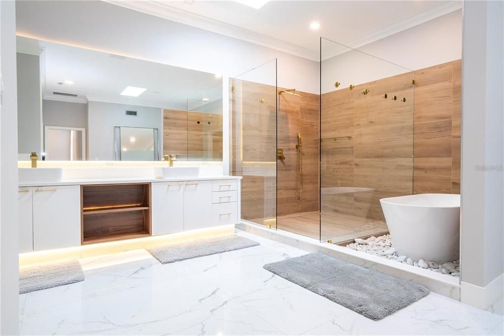 For Sale: $1,750,000 (4 beds, 4 baths, 4265 Square Feet)