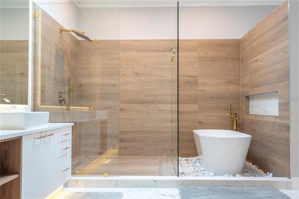 For Sale: $1,750,000 (4 beds, 4 baths, 4265 Square Feet)