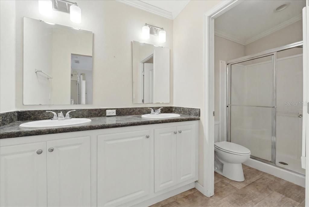 На продажу: $295,000 (3 спален, 2 ванн, 1279 Квадратных фут)