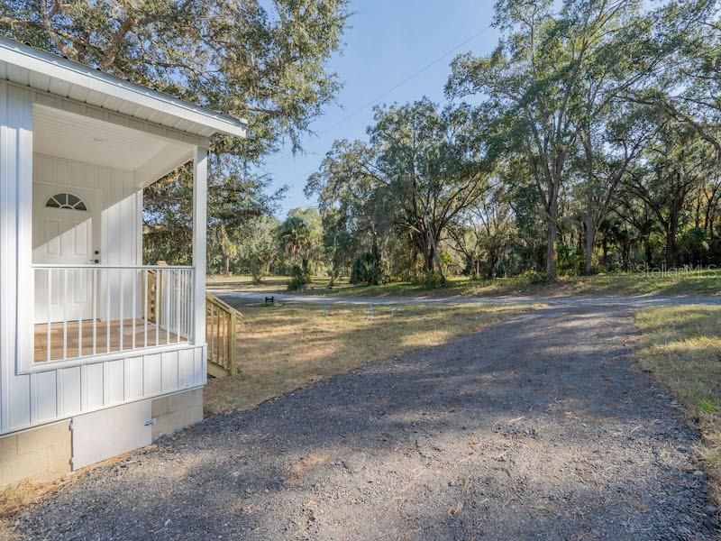 For Sale: $224,500 (3 beds, 2 baths, 936 Square Feet)