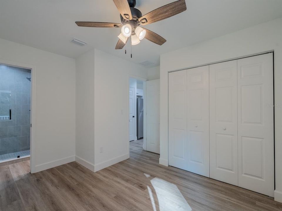 For Sale: $224,500 (3 beds, 2 baths, 936 Square Feet)