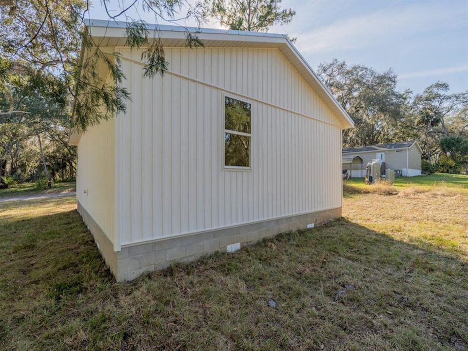 For Sale: $224,500 (3 beds, 2 baths, 936 Square Feet)