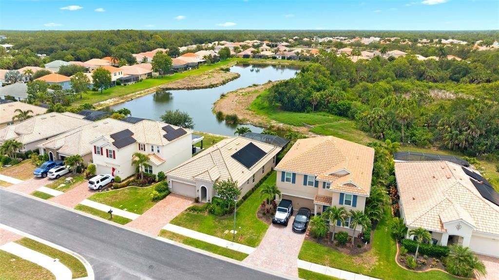 For Sale: $524,900 (4 beds, 2 baths, 2005 Square Feet)