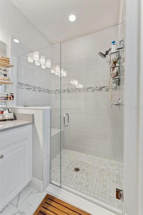 For Sale: $524,900 (4 beds, 2 baths, 2005 Square Feet)