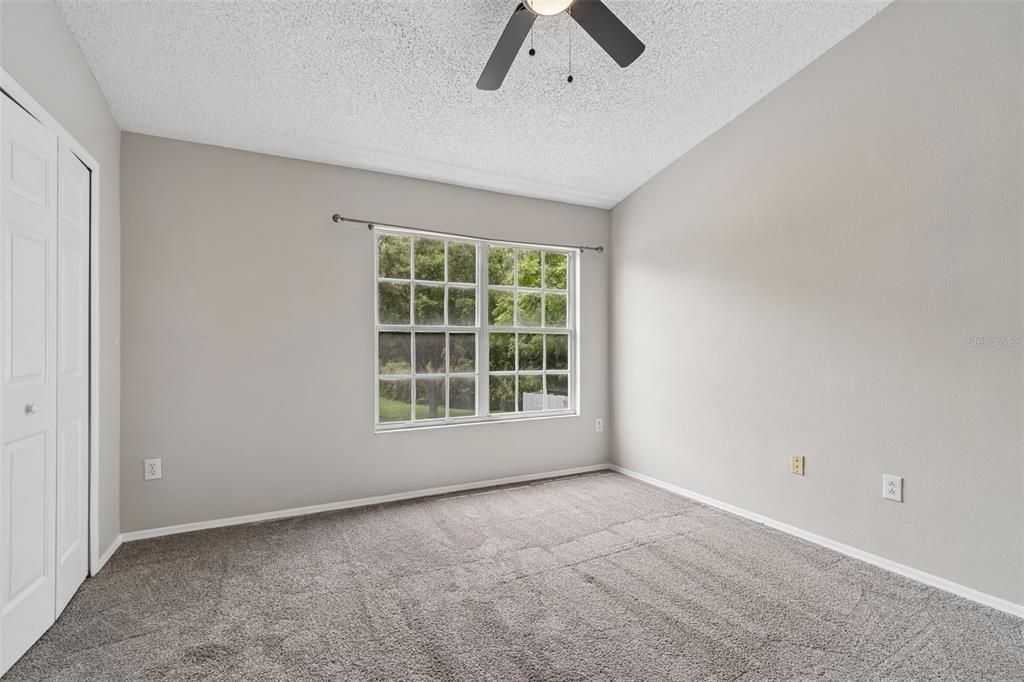 For Sale: $192,900 (2 beds, 2 baths, 1184 Square Feet)