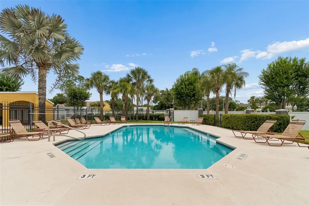 For Sale: $192,900 (2 beds, 2 baths, 1184 Square Feet)