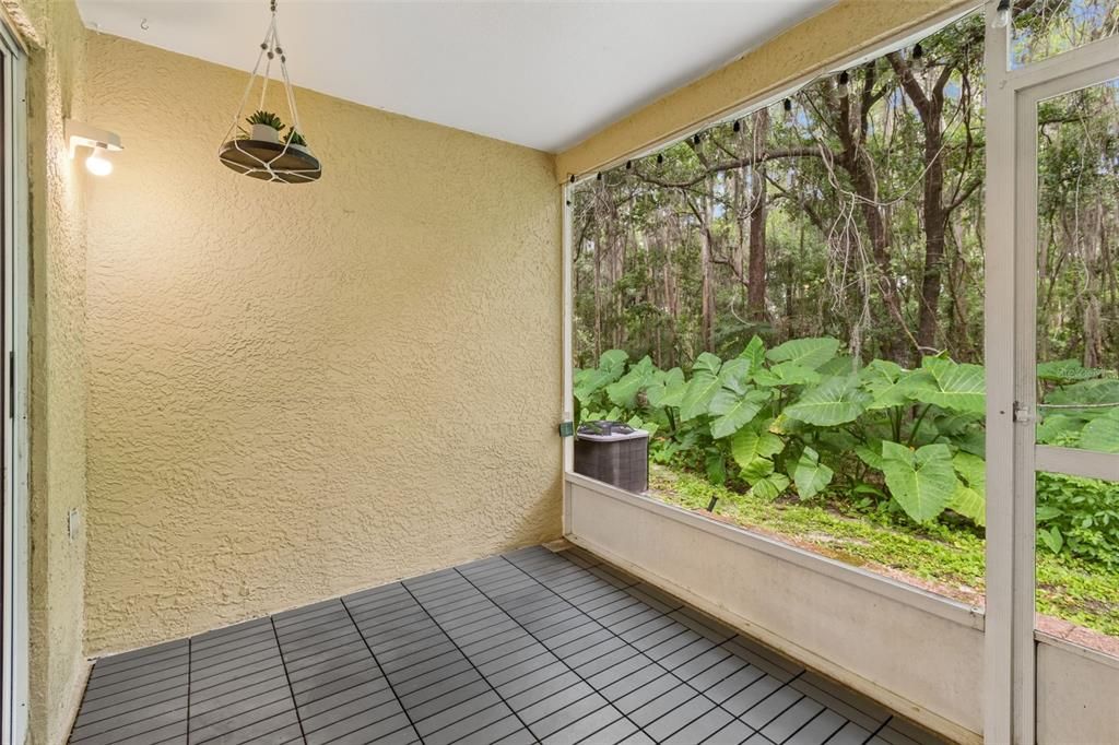 For Sale: $192,900 (2 beds, 2 baths, 1184 Square Feet)