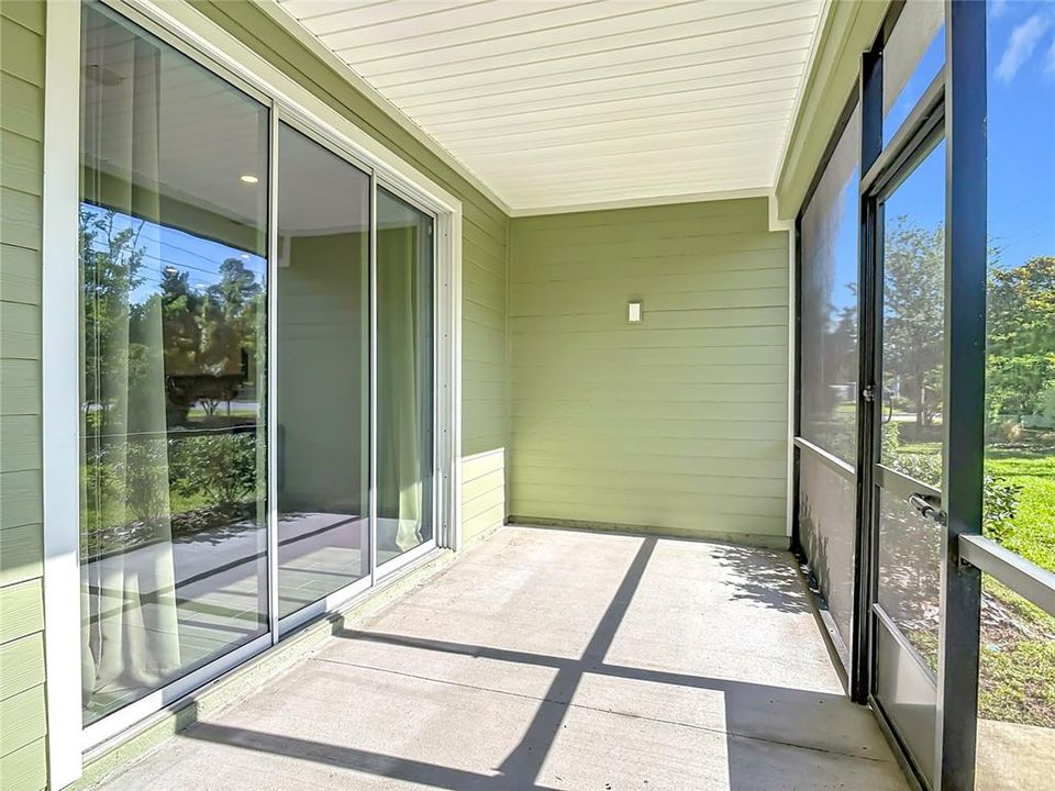 En Venta: $399,990 (4 camas, 3 baños, 2040 Pies cuadrados)