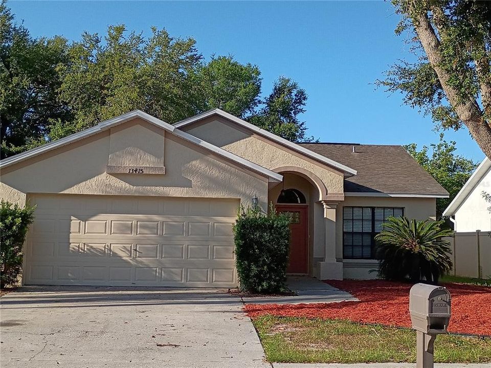 For Rent: $2,150 (3 beds, 2 baths, 1270 Square Feet)