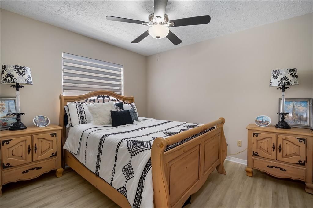 For Sale: $515,000 (3 beds, 2 baths, 1942 Square Feet)