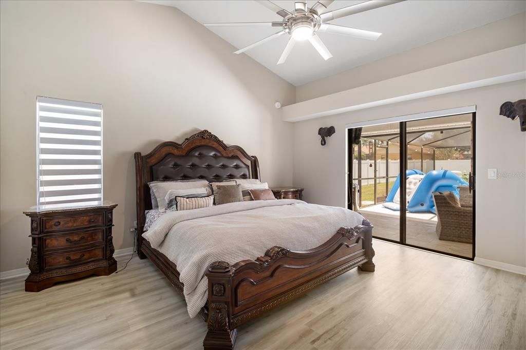 For Sale: $515,000 (3 beds, 2 baths, 1942 Square Feet)
