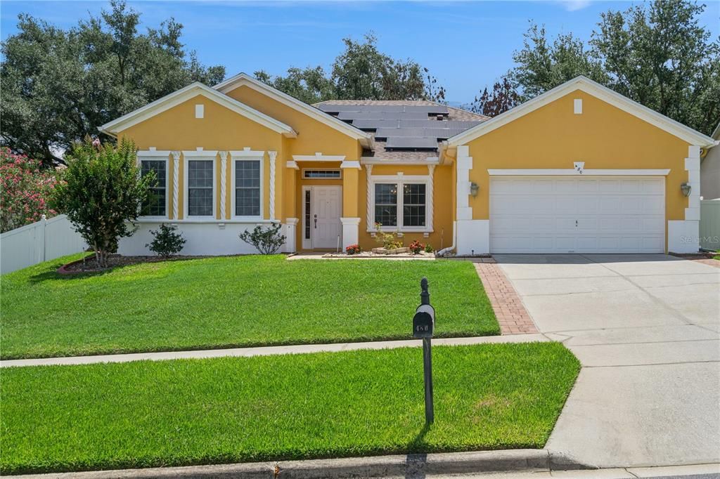 For Sale: $550,000 (4 beds, 3 baths, 2465 Square Feet)