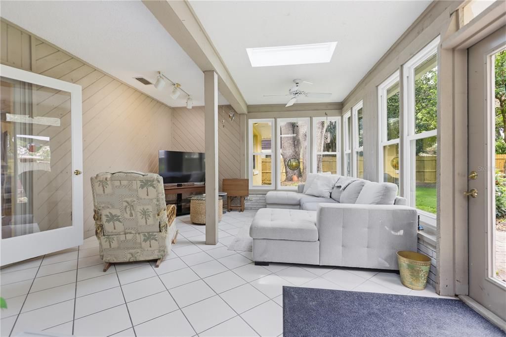 For Sale: $569,900 (3 beds, 2 baths, 2320 Square Feet)