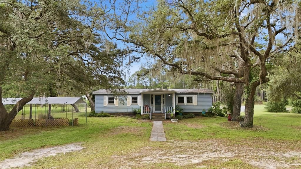For Sale: $145,000 (2 beds, 2 baths, 1296 Square Feet)