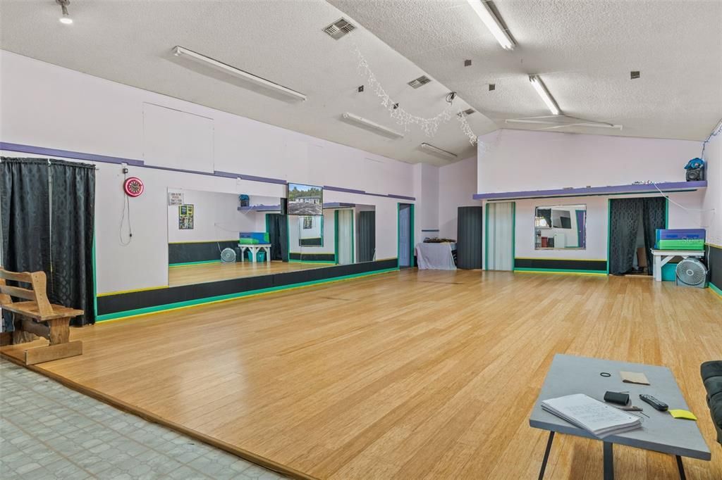 For Sale: $258,000 (0 beds, 0 baths, 2650 Square Feet)