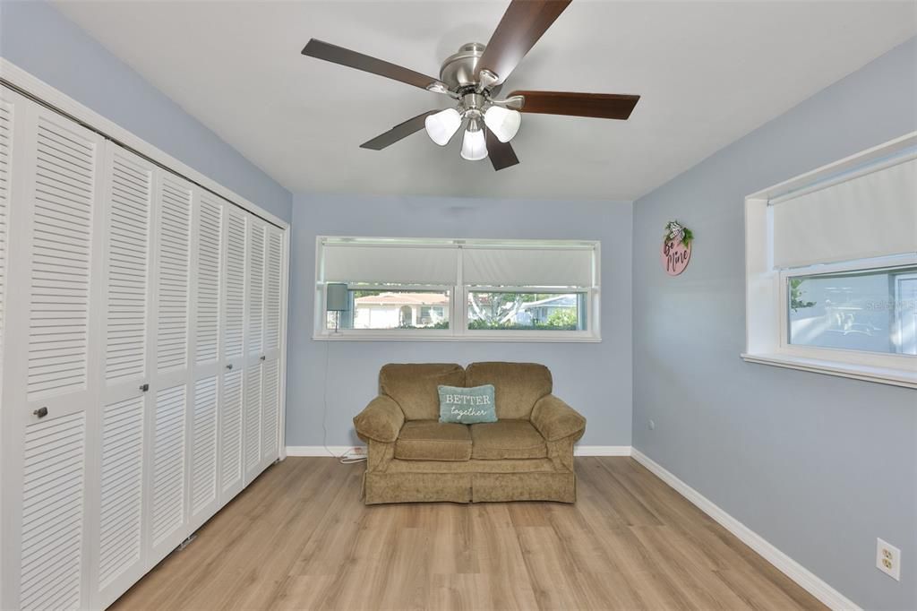 For Sale: $420,000 (2 beds, 2 baths, 1586 Square Feet)