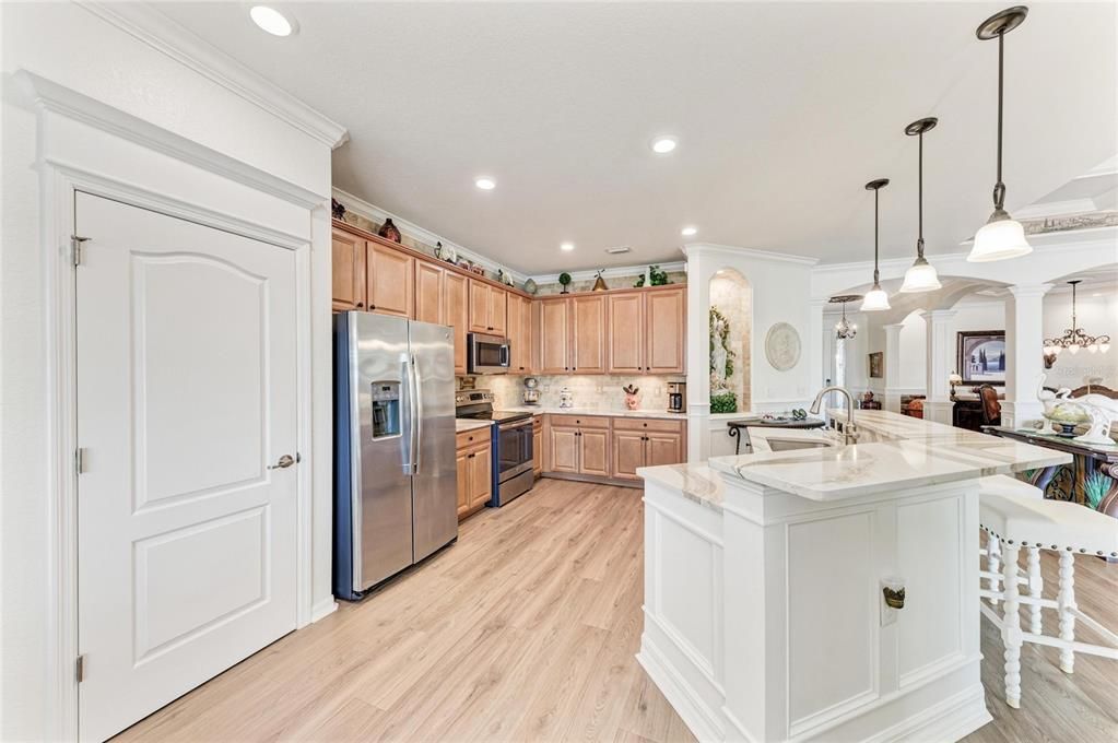 For Sale: $569,000 (4 beds, 2 baths, 2243 Square Feet)