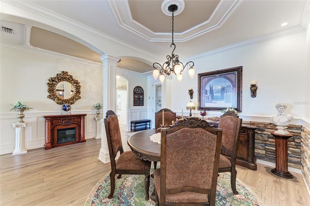 For Sale: $569,000 (4 beds, 2 baths, 2243 Square Feet)
