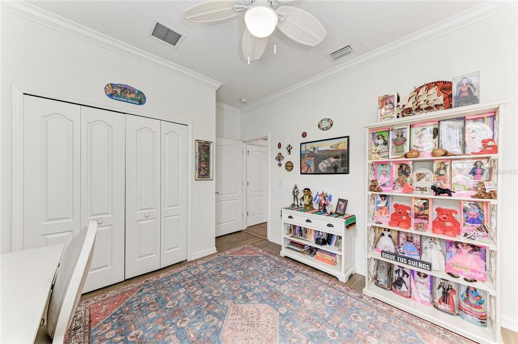 For Sale: $569,000 (4 beds, 2 baths, 2243 Square Feet)