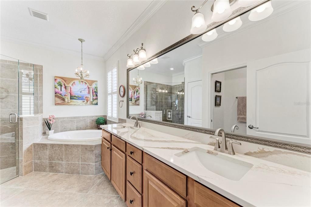 For Sale: $569,000 (4 beds, 2 baths, 2243 Square Feet)