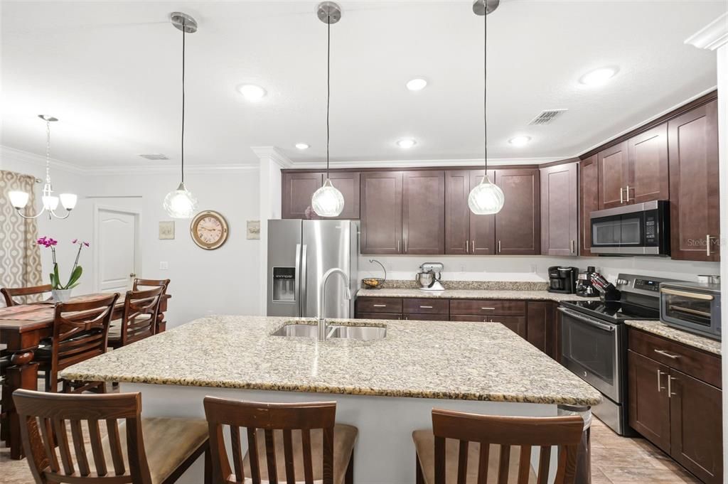 For Sale: $543,000 (4 beds, 3 baths, 2438 Square Feet)