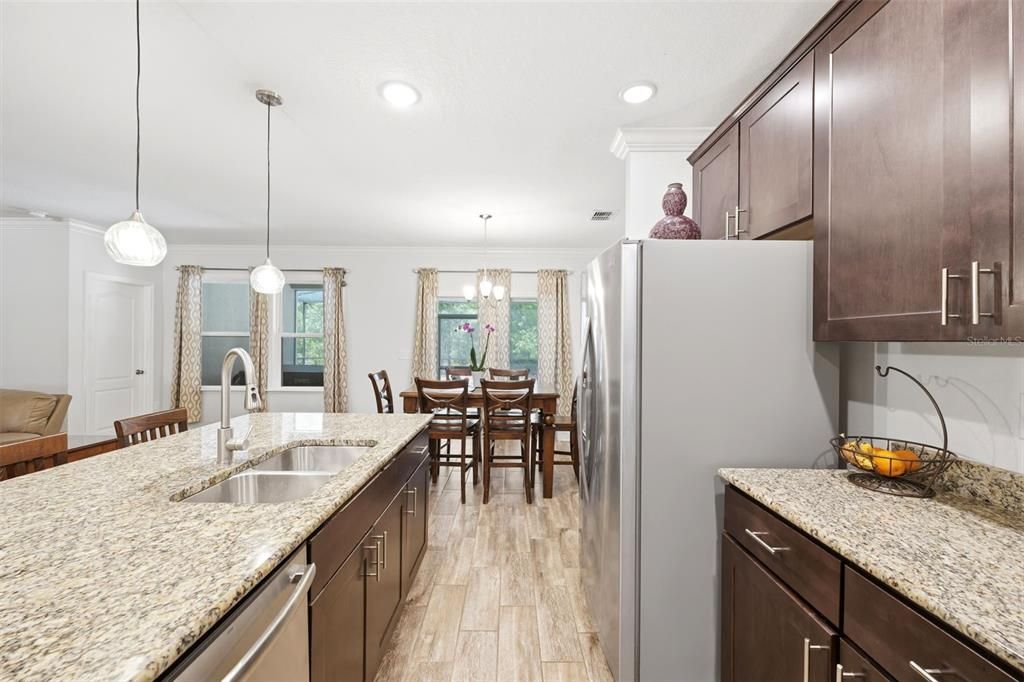 For Sale: $543,000 (4 beds, 3 baths, 2438 Square Feet)