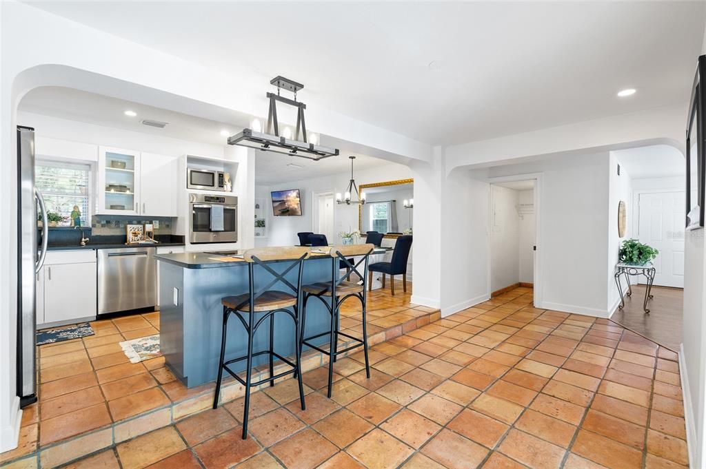 En Venta: $859,000 (3 camas, 2 baños, 1835 Pies cuadrados)