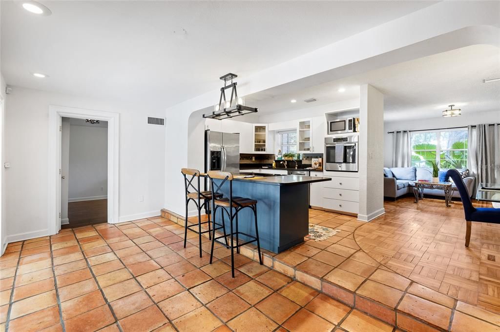 En Venta: $859,000 (3 camas, 2 baños, 1835 Pies cuadrados)