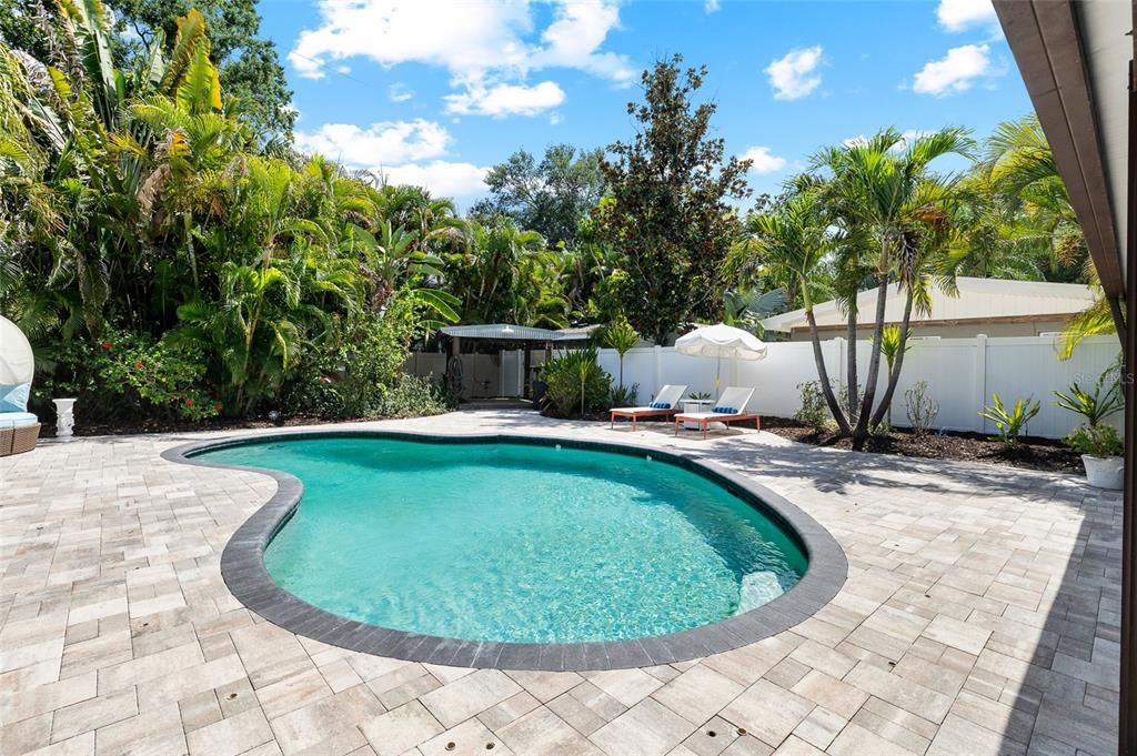 En Venta: $859,000 (3 camas, 2 baños, 1835 Pies cuadrados)
