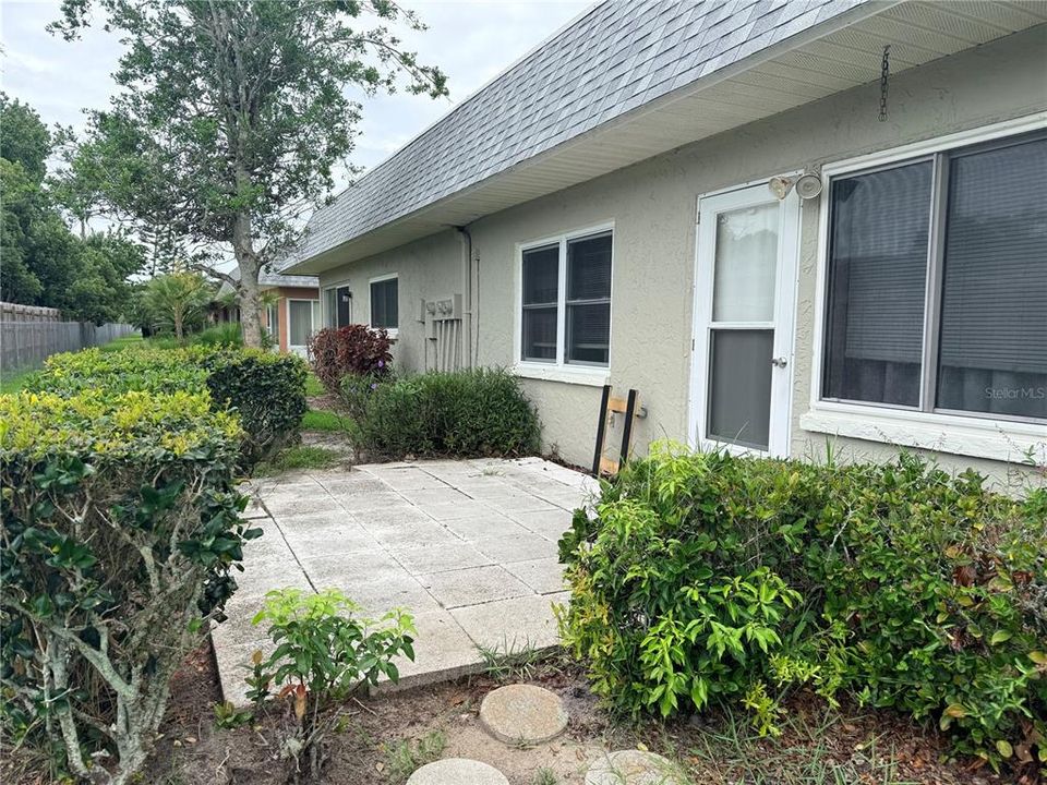 For Rent: $1,495 (2 beds, 2 baths, 956 Square Feet)