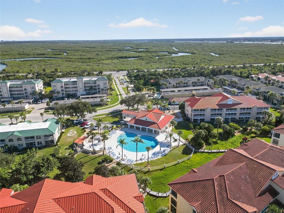 En Venta: $399,600 (2 camas, 2 baños, 1128 Pies cuadrados)