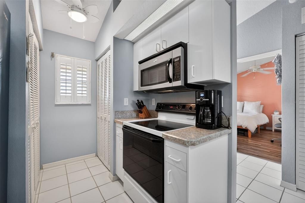 En Venta: $399,600 (2 camas, 2 baños, 1128 Pies cuadrados)