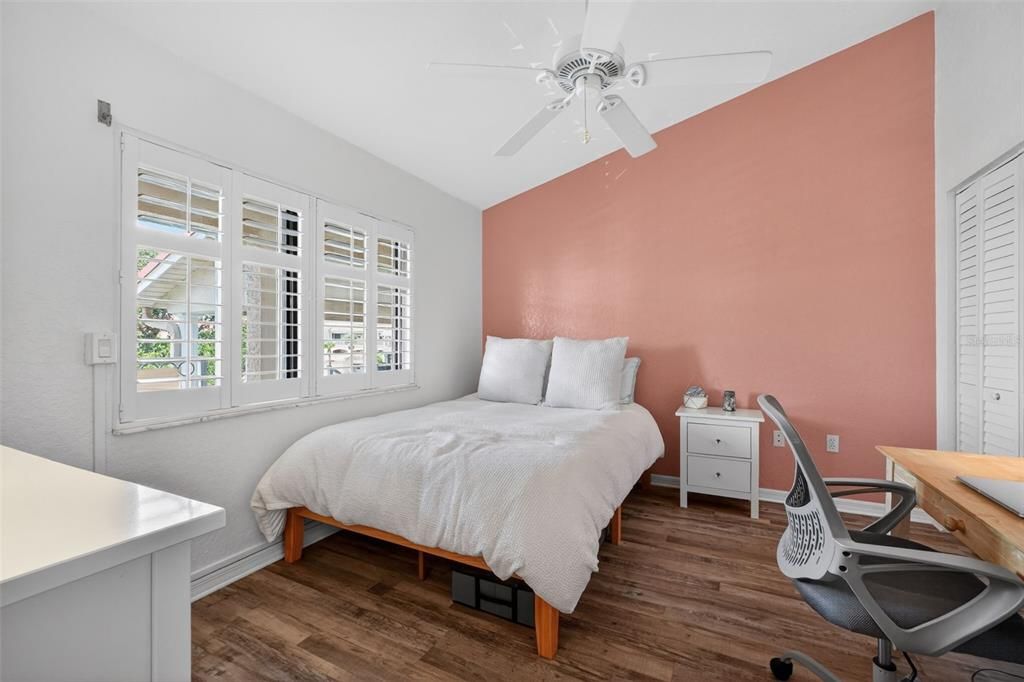 En Venta: $399,600 (2 camas, 2 baños, 1128 Pies cuadrados)