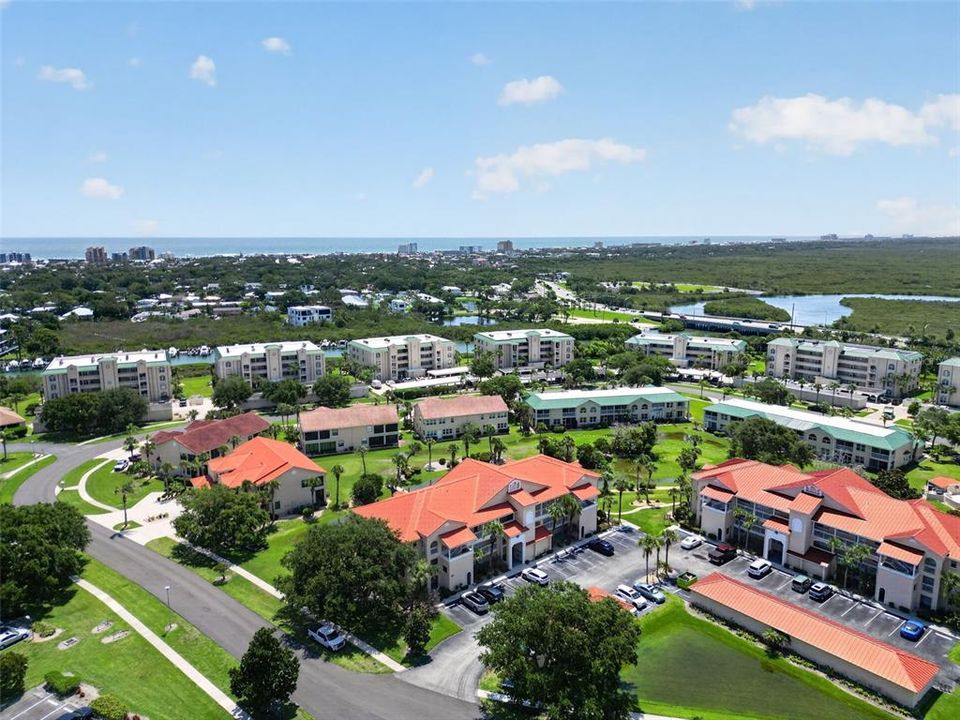 En Venta: $399,600 (2 camas, 2 baños, 1128 Pies cuadrados)