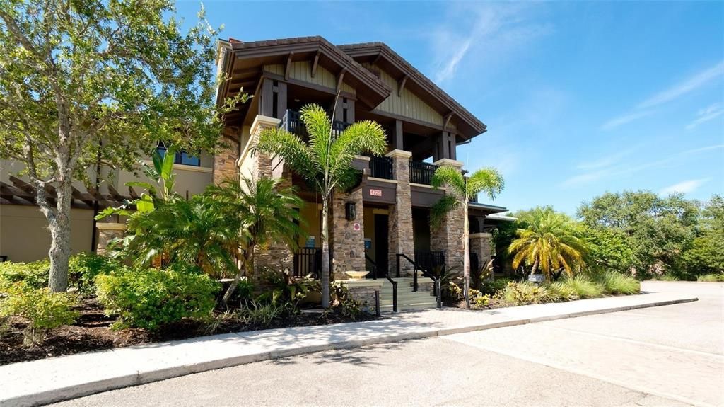 For Rent: $2,650 (3 beds, 2 baths, 2024 Square Feet)