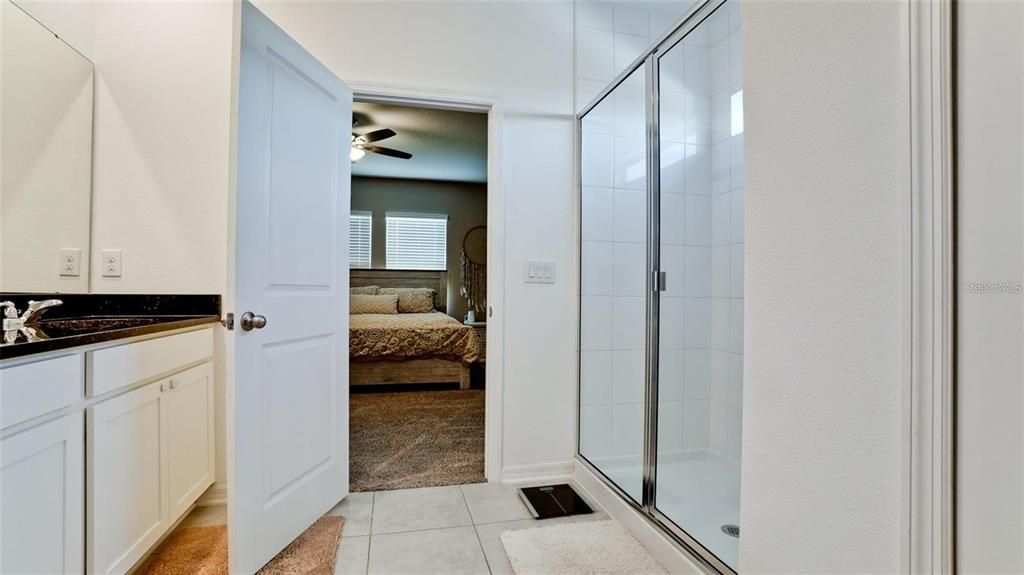 For Rent: $2,650 (3 beds, 2 baths, 2024 Square Feet)