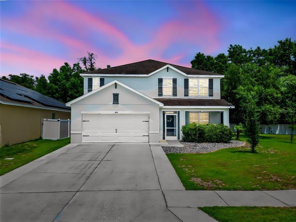 For Sale: $430,000 (5 beds, 2 baths, 2808 Square Feet)