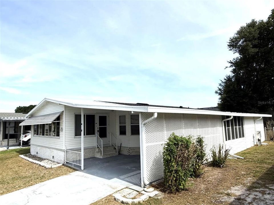 For Sale: $137,500 (2 beds, 2 baths, 1120 Square Feet)