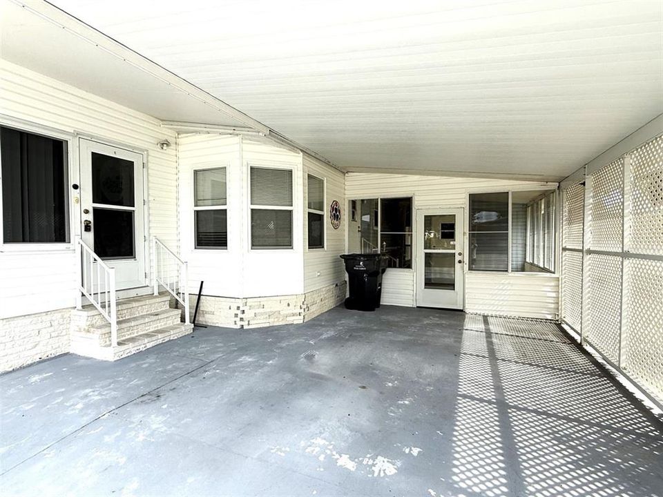 For Sale: $137,500 (2 beds, 2 baths, 1120 Square Feet)