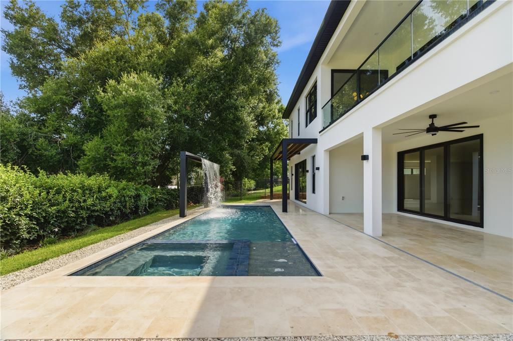 For Sale: $2,200,000 (4 beds, 4 baths, 5669 Square Feet)