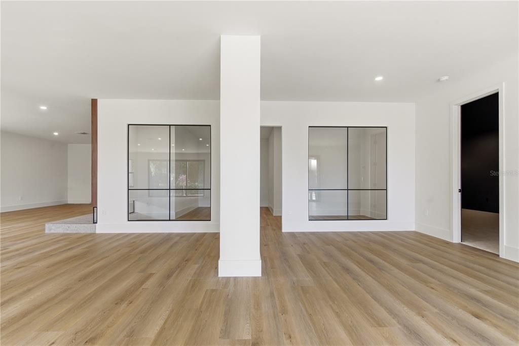For Sale: $2,200,000 (4 beds, 4 baths, 5669 Square Feet)