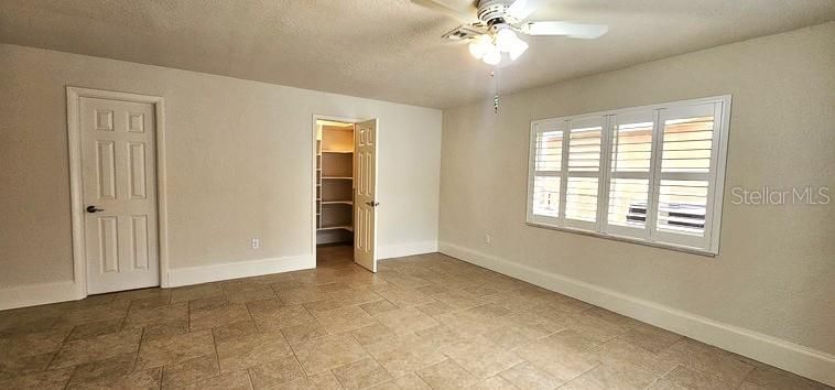 For Rent: $3,500 (3 beds, 3 baths, 2096 Square Feet)