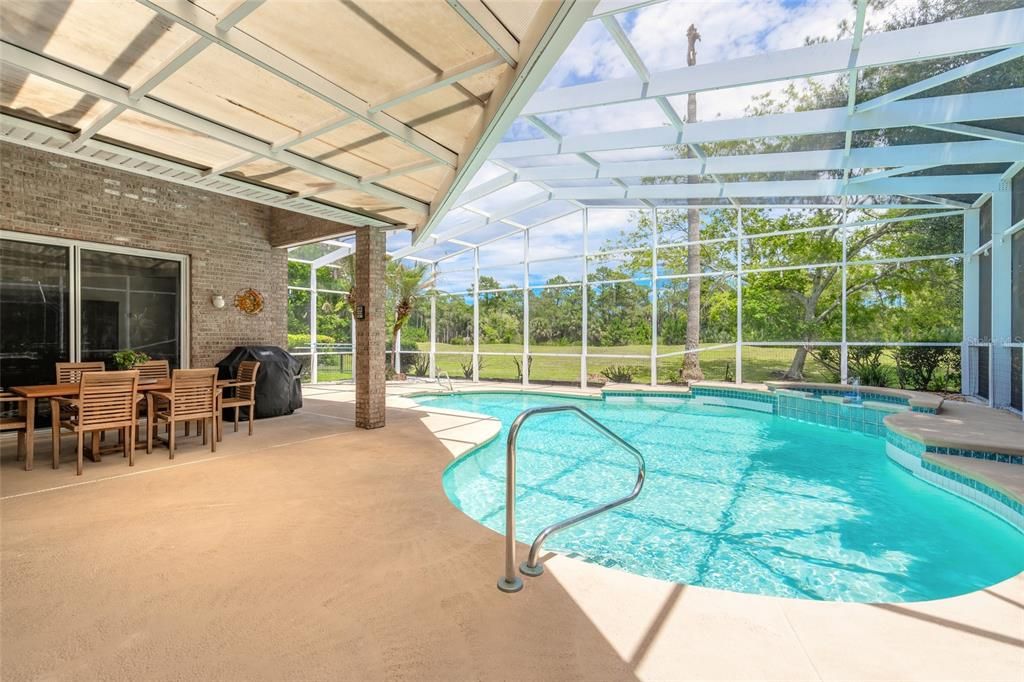 For Sale: $659,000 (4 beds, 3 baths, 2564 Square Feet)