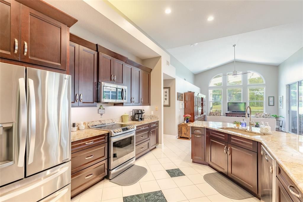 For Sale: $659,000 (4 beds, 3 baths, 2564 Square Feet)