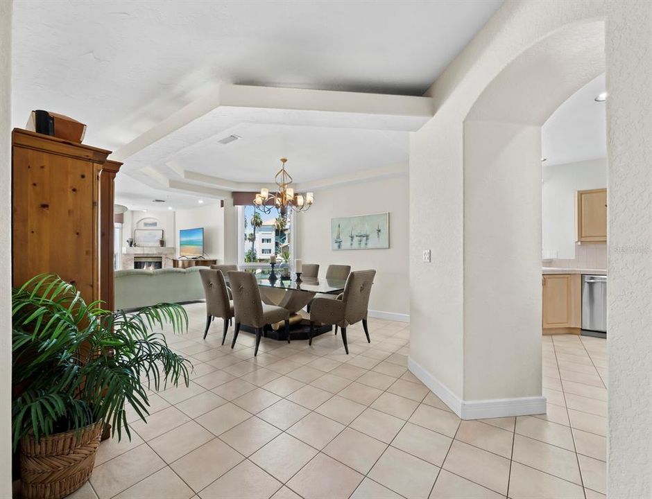 На продажу: $899,500 (3 спален, 2 ванн, 2378 Квадратных фут)