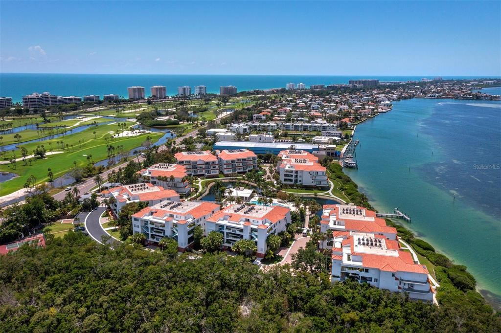 На продажу: $899,500 (3 спален, 2 ванн, 2378 Квадратных фут)