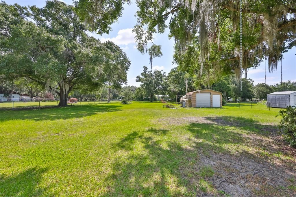 For Sale: $370,000 (3 beds, 1 baths, 1208 Square Feet)