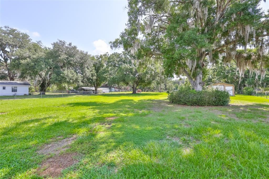 For Sale: $370,000 (3 beds, 1 baths, 1208 Square Feet)